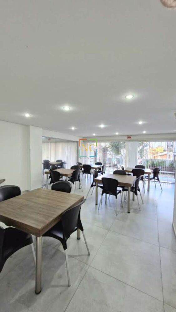 Apartamento à venda com 2 quartos, 68m² - Foto 7