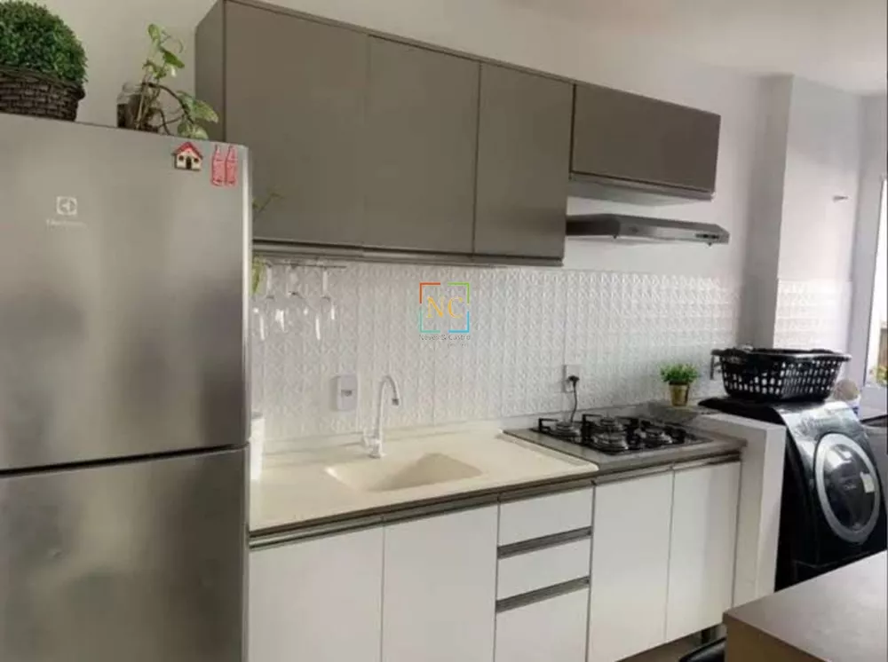 Apartamento à venda com 3 quartos, 65m² - Foto 2