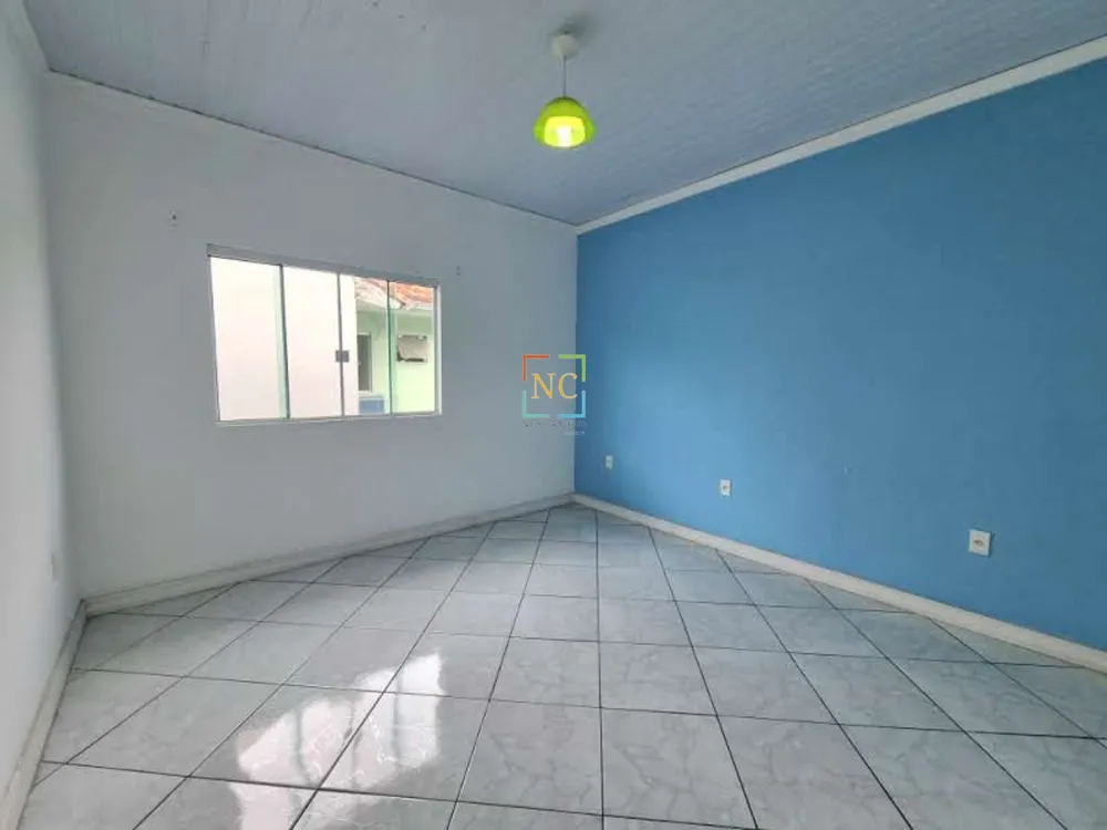 Casa, 4 quartos, 240 m² - Foto 16