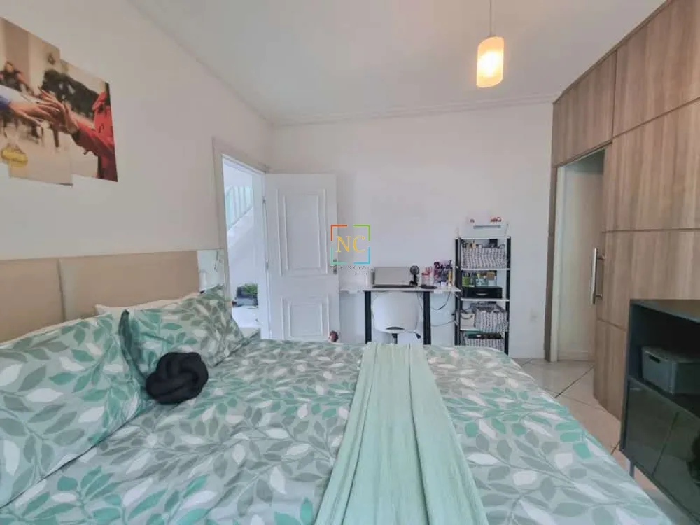 Casa, 4 quartos, 240 m² - Foto 13