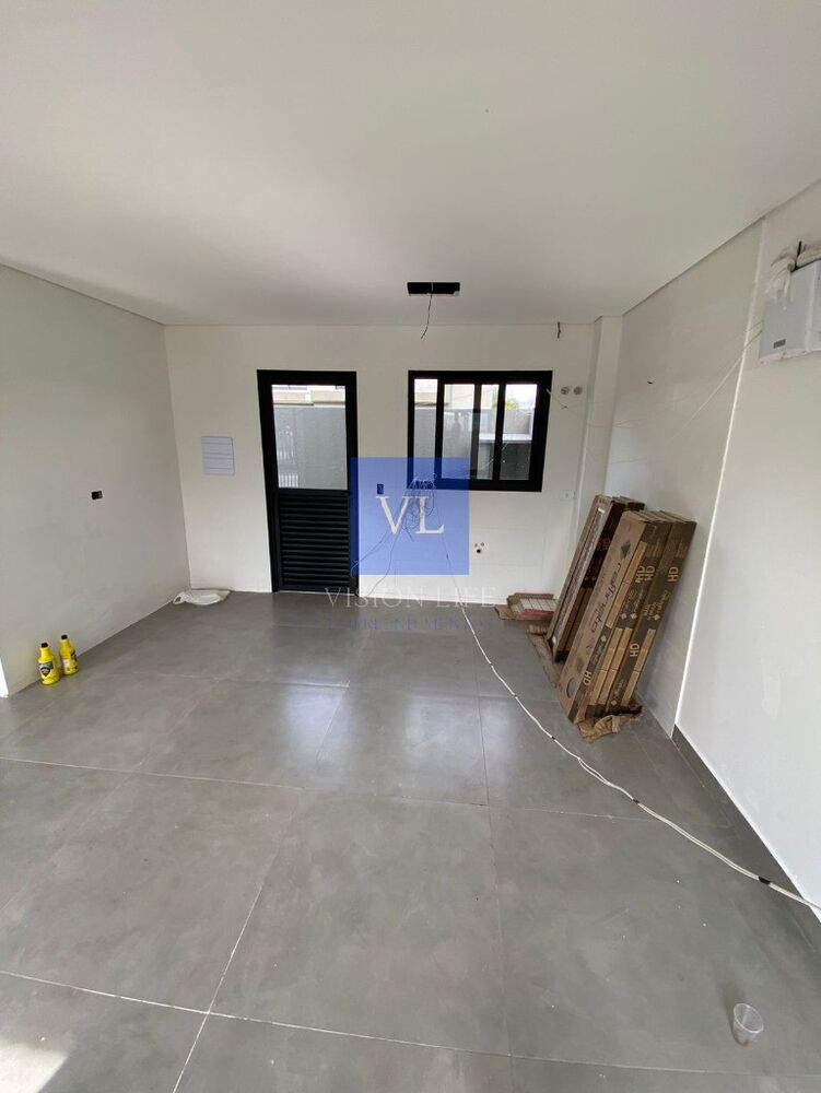 Casa à venda com 3 quartos, 102m² - Foto 1