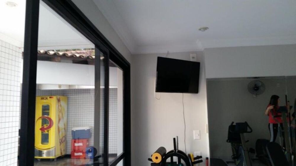 Apartamento à venda com 3 quartos, 230m² - Foto 2