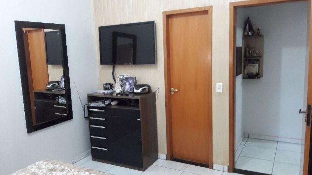 Casa à venda com 3 quartos, 83m² - Foto 11