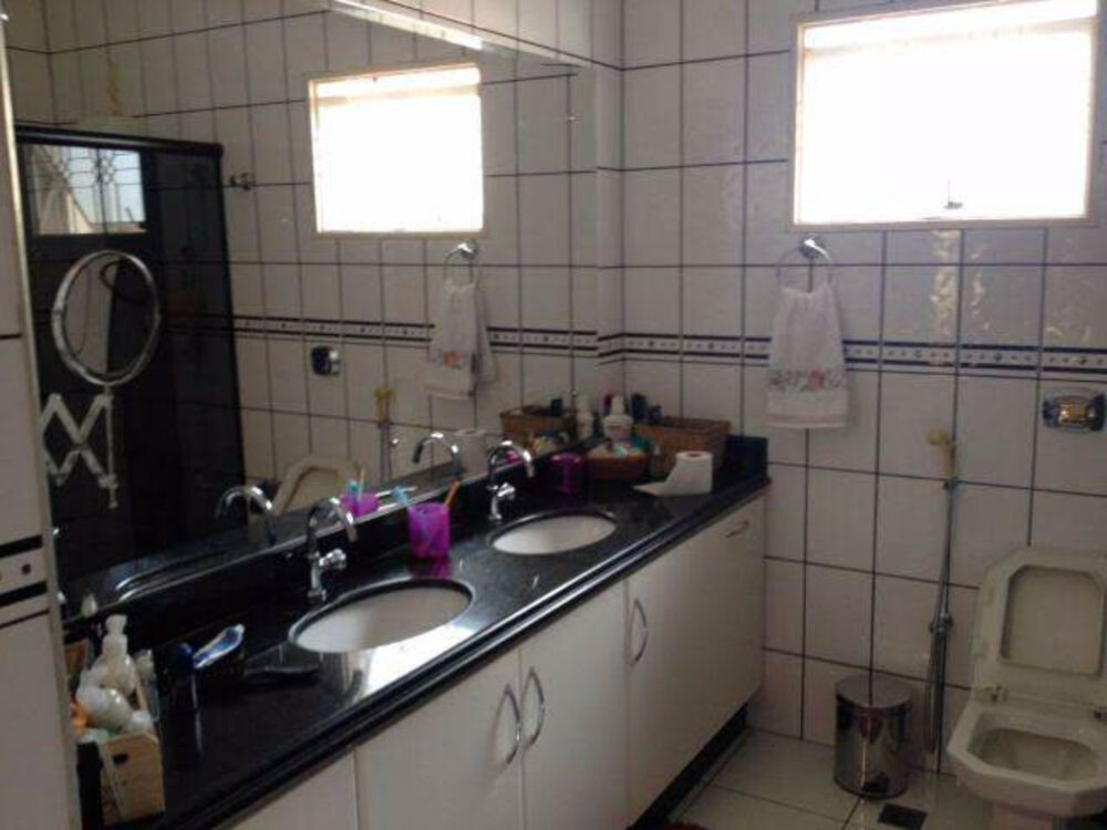 Casa, 3 quartos, 339 m² - Foto 5