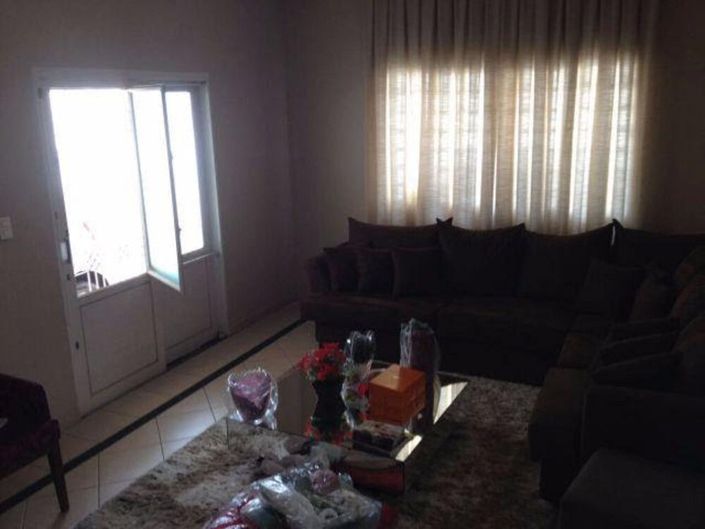 Casa, 3 quartos, 339 m² - Foto 1