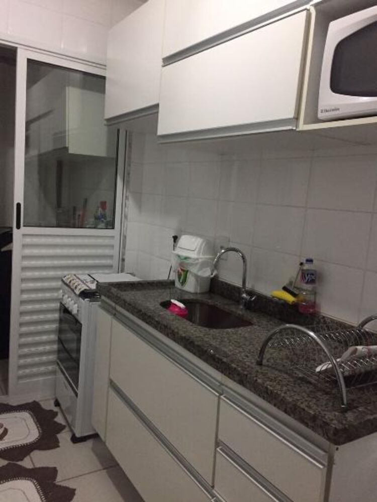 Apartamento à venda com 2 quartos, 60m² - Foto 2
