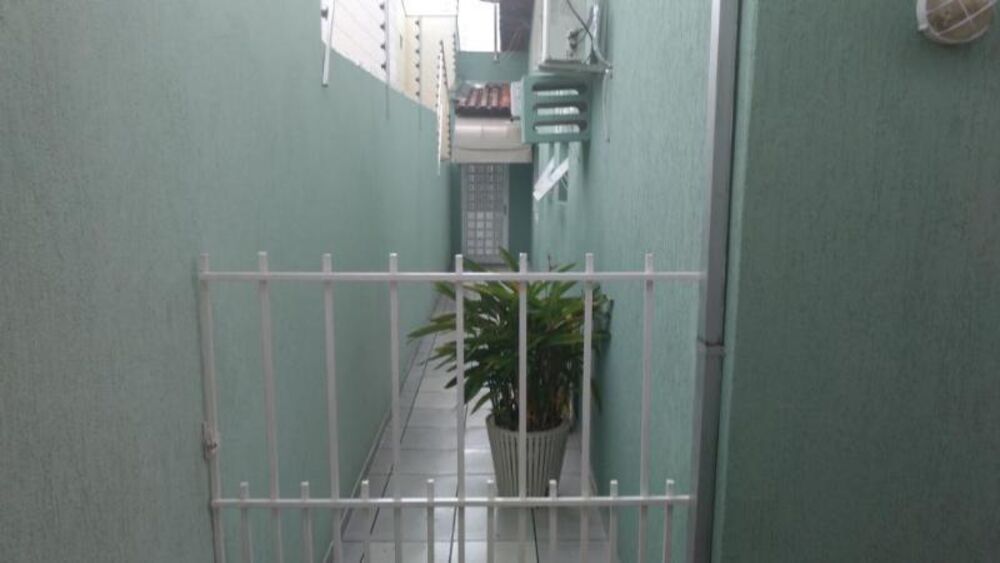 Casa à venda com 3 quartos, 380m² - Foto 4