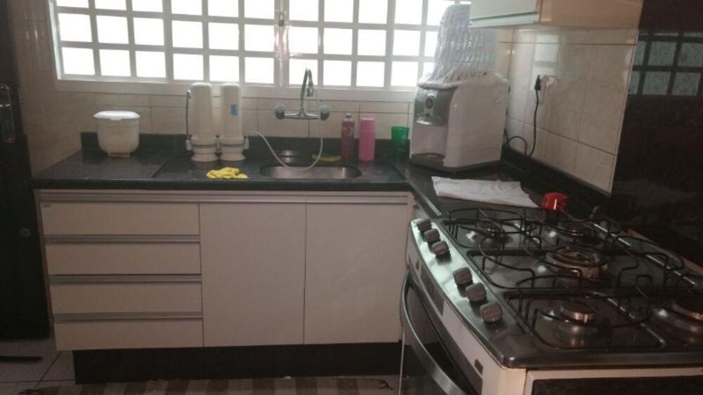 Casa à venda com 3 quartos, 380m² - Foto 11