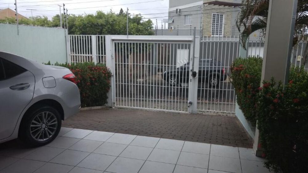 Casa à venda com 3 quartos, 380m² - Foto 20