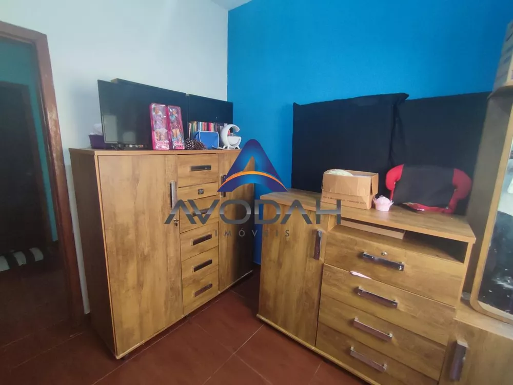 Casa à venda com 3 quartos, 200m² - Foto 4