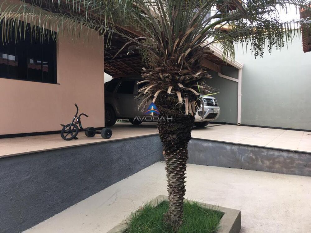 Casa, 2 quartos, 200 m² - Foto 1