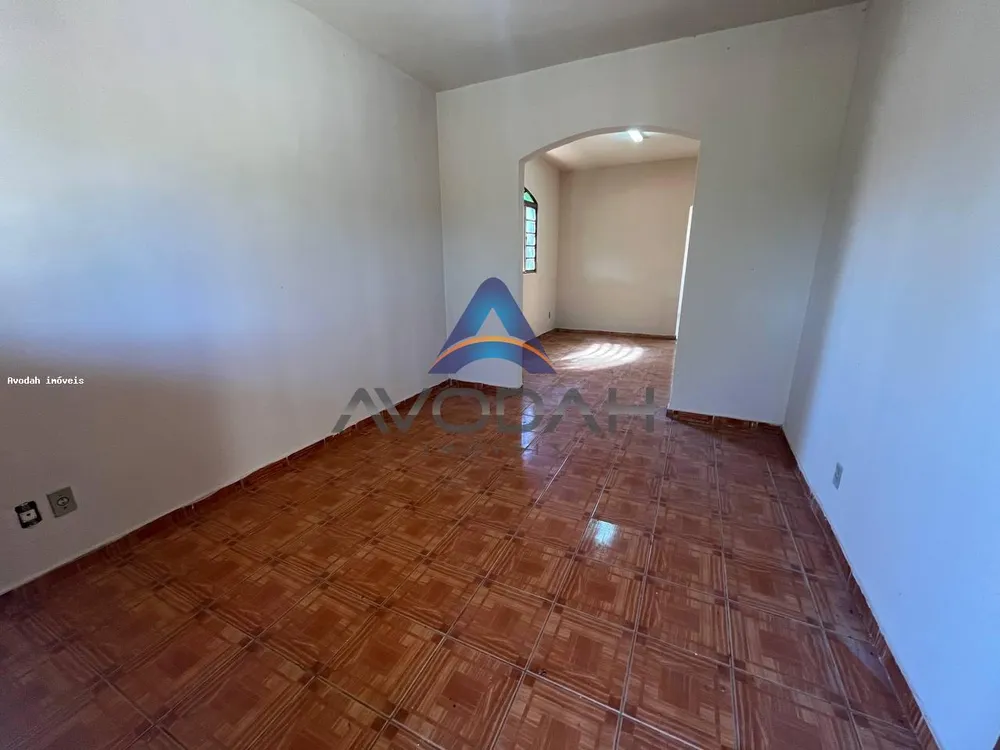 Casa, 3 quartos, 200 m² - Foto 1