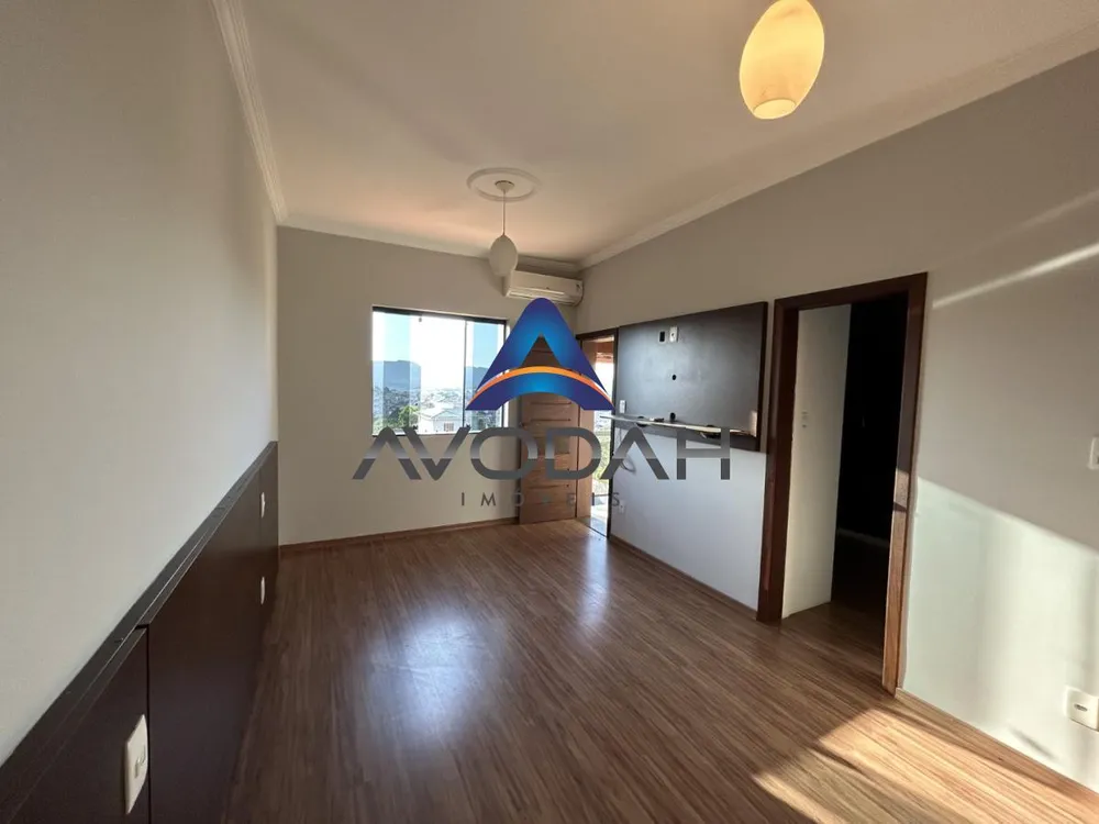 Casa, 4 quartos, 220 m² - Foto 8