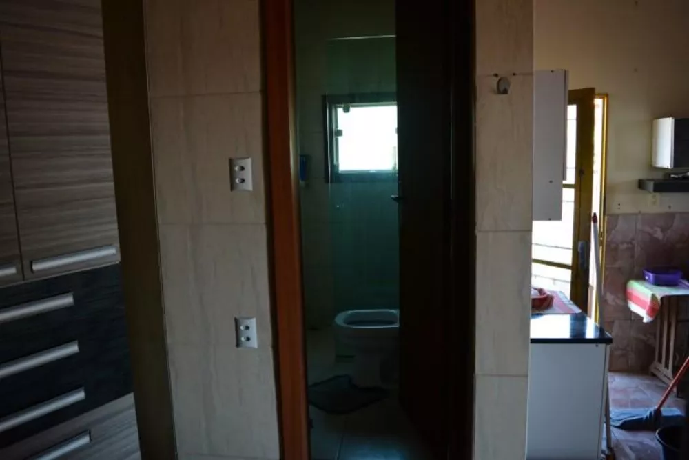 Casa à venda com 3 quartos, 300m² - Foto 3