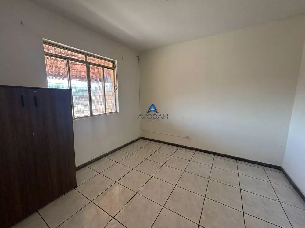 Casa à venda com 4 quartos, 200m² - Foto 7