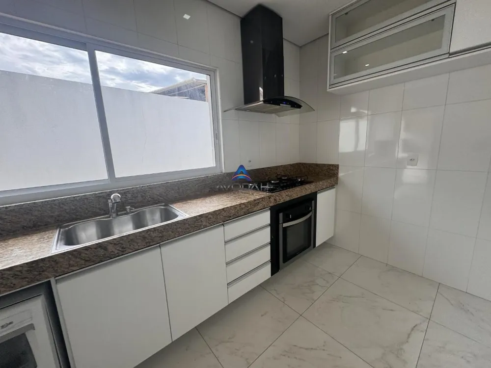 Casa, 6 quartos, 264 m² - Foto 5