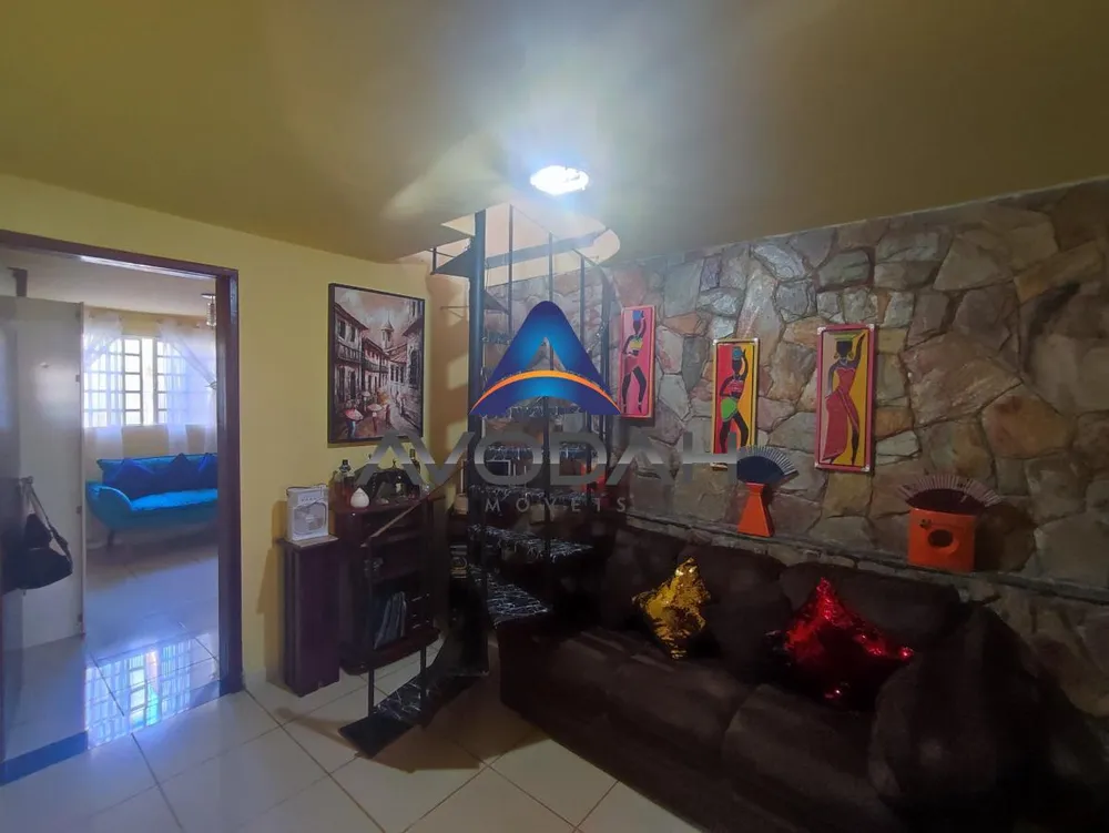 Casa, 4 quartos, 260 m² - Foto 9