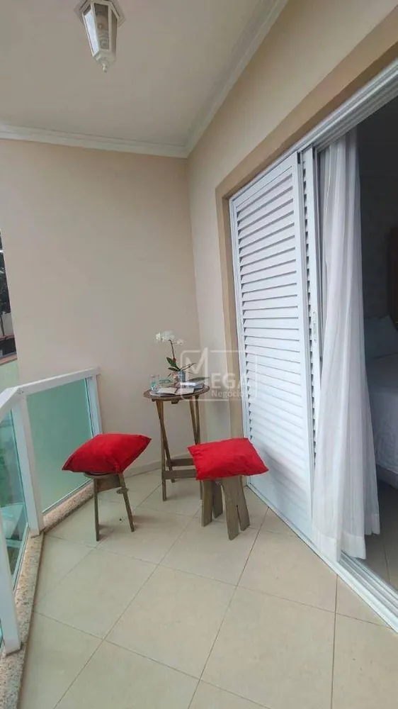 Casa, 3 quartos, 172 m² - Foto 1