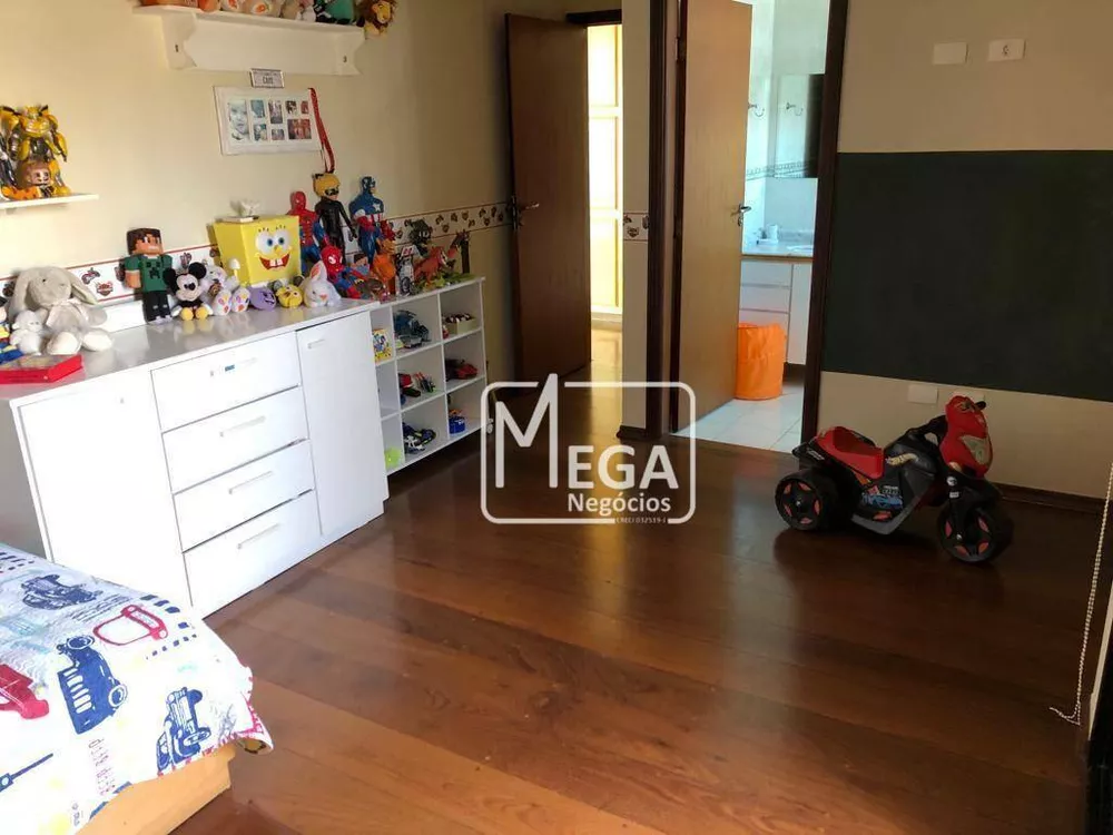 Casa, 4 quartos, 709 m² - Foto 9