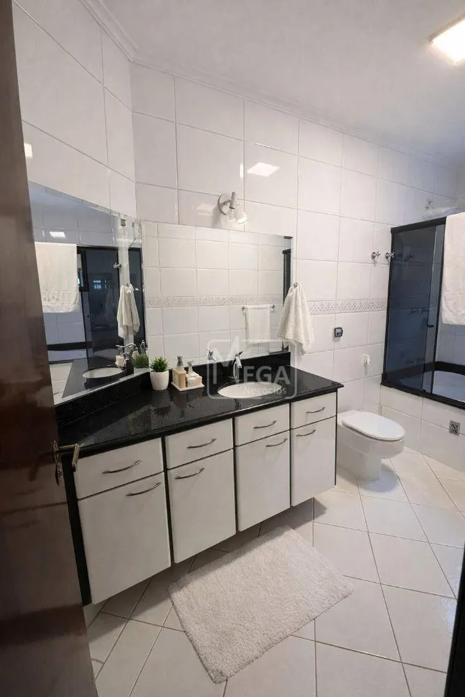 Casa, 4 quartos, 360 m² - Foto 4