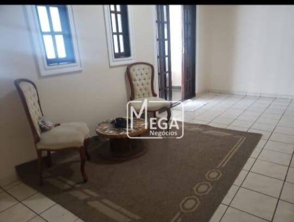Casa à venda com 5 quartos, 330m² - Foto 2