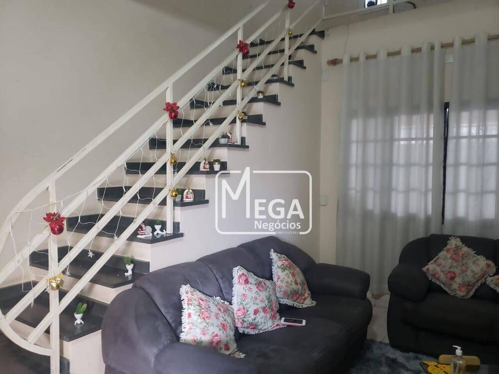 Casa à venda com 5 quartos, 330m² - Foto 1