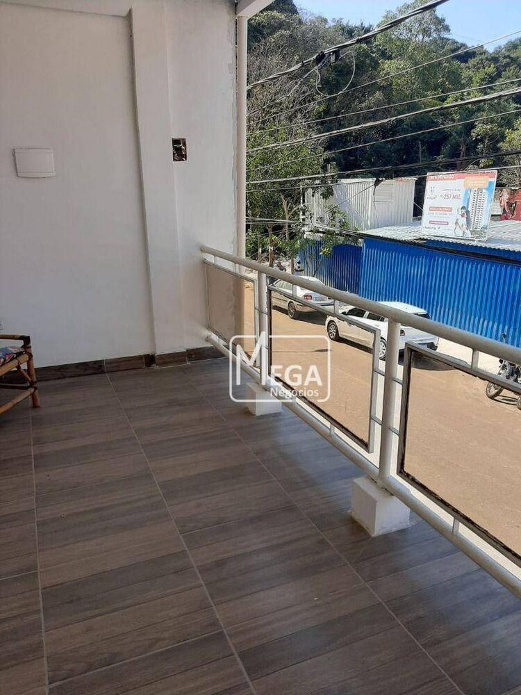Casa à venda com 2 quartos, 209m² - Foto 4