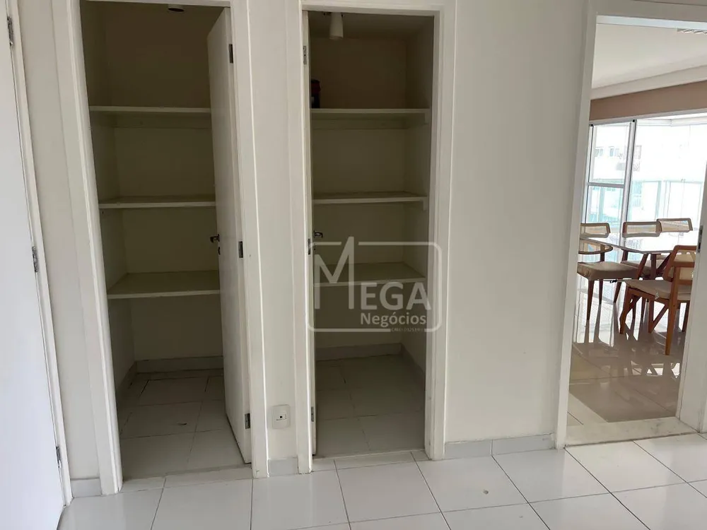Apartamento, 4 quartos, 235 m² - Foto 8