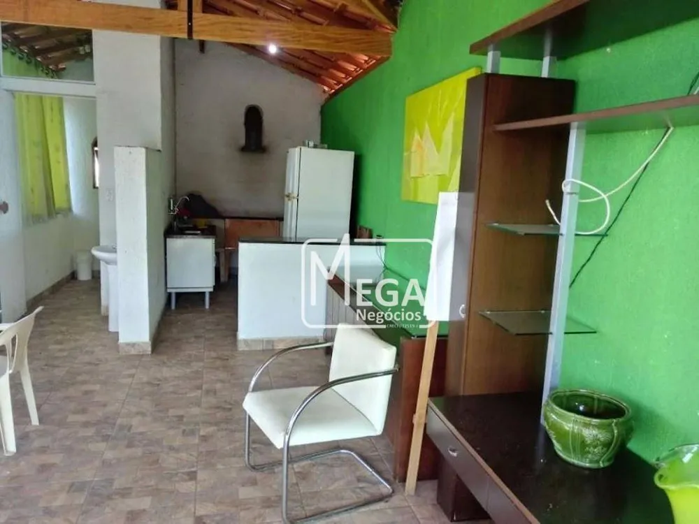 Chácara, 6 quartos, 2207 m² - Foto 2