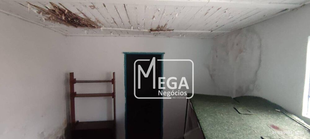 Casa à venda com 4 quartos, 125m² - Foto 3