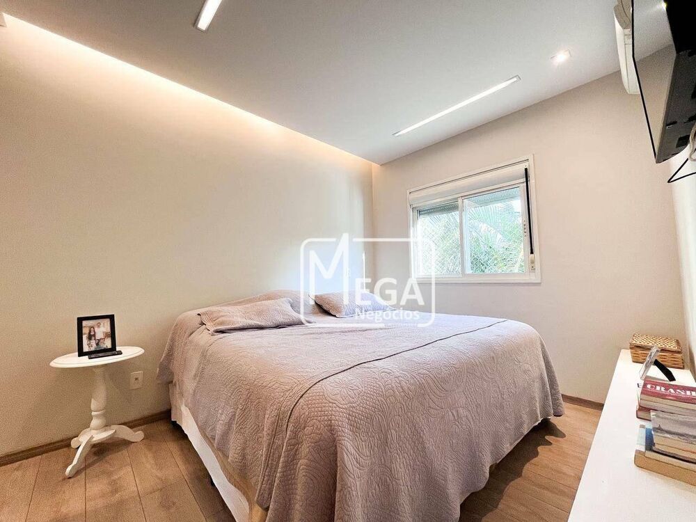 Apartamento, 3 quartos, 133 m² - Foto 1