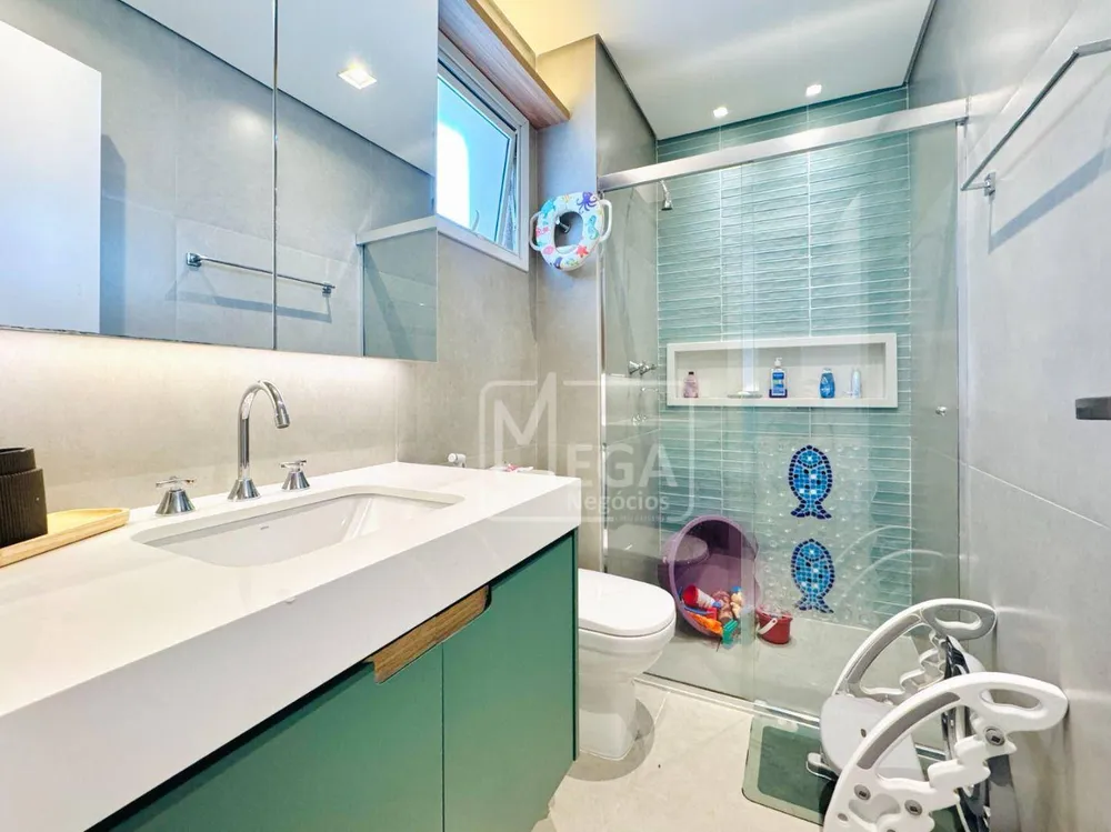 Apartamento, 3 quartos, 136 m² - Foto 1