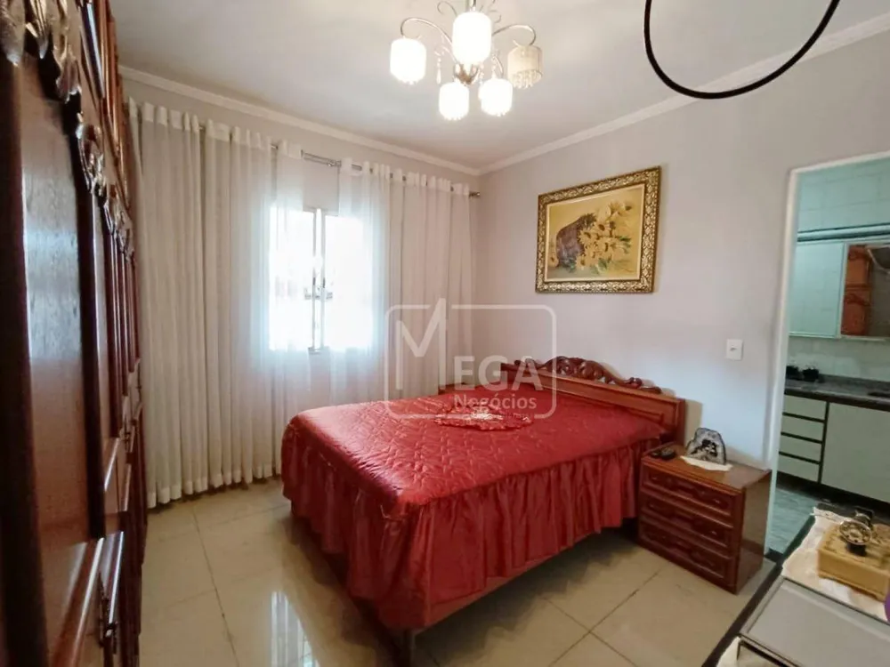 Casa, 3 quartos, 210 m² - Foto 9