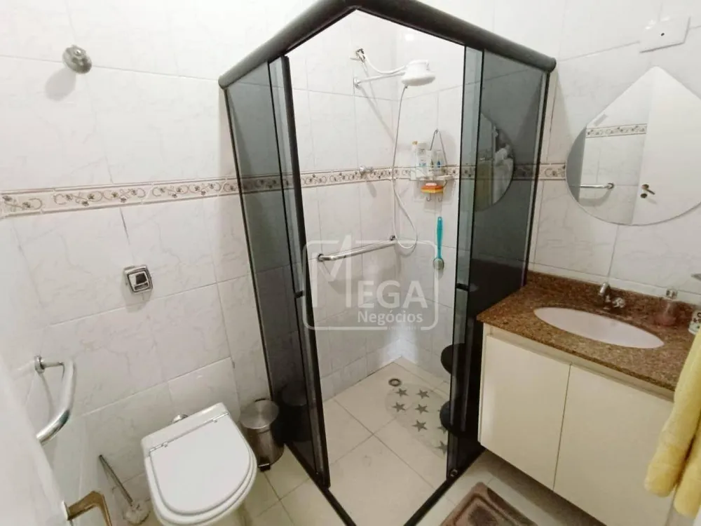 Casa, 3 quartos, 210 m² - Foto 2
