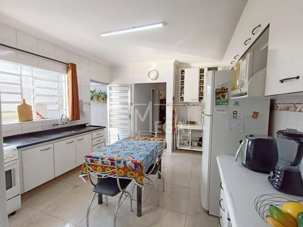 Casa, 3 quartos, 210 m² - Foto 13