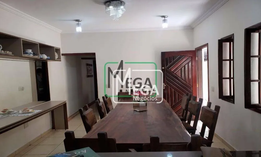 Casa, 4 quartos, 200 m² - Foto 23