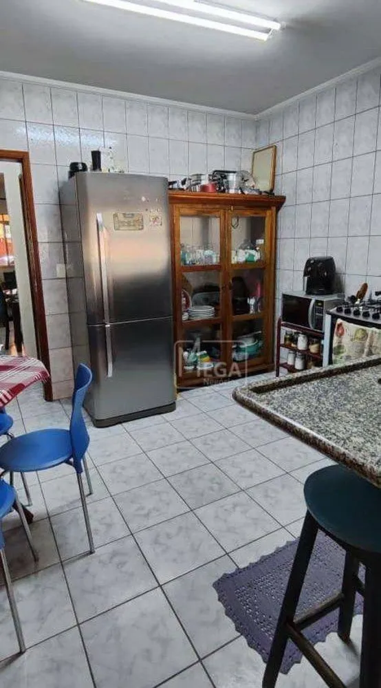 Casa, 3 quartos, 200 m² - Foto 3