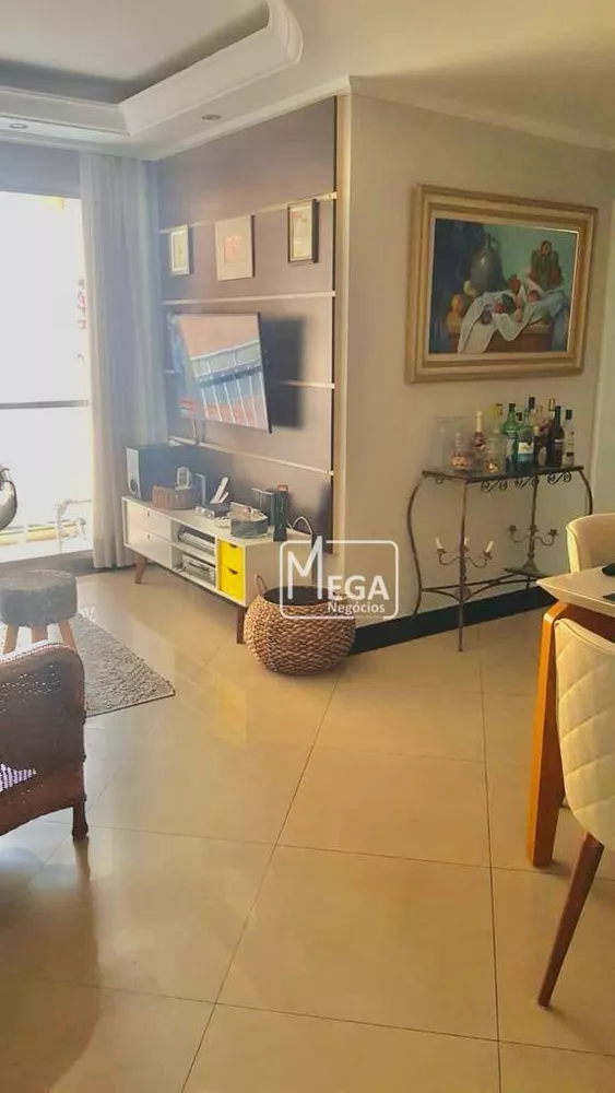 Apartamento à venda com 3 quartos, 71m² - Foto 2