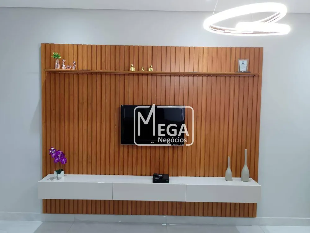 Casa, 3 quartos, 182 m² - Foto 1