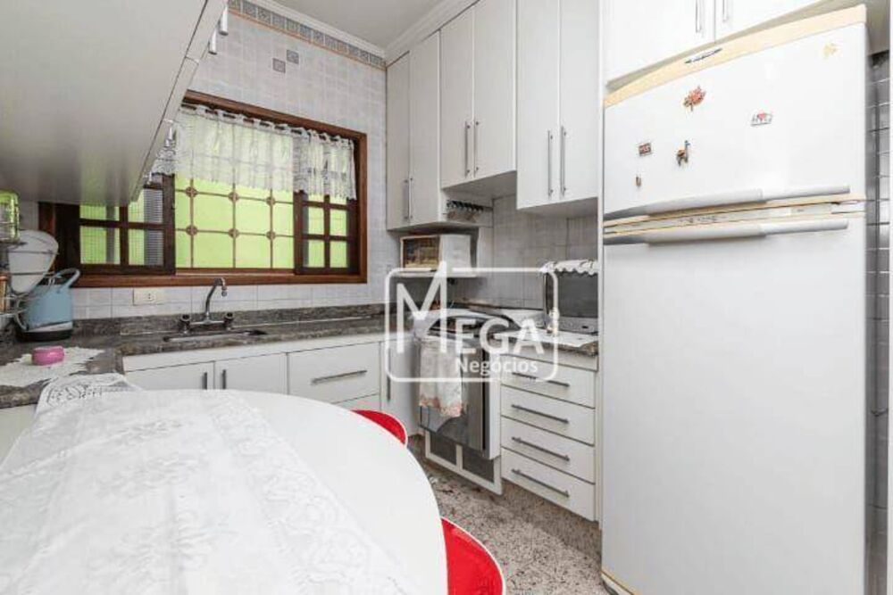 Sobrado, 3 quartos, 250 m² - Foto 1