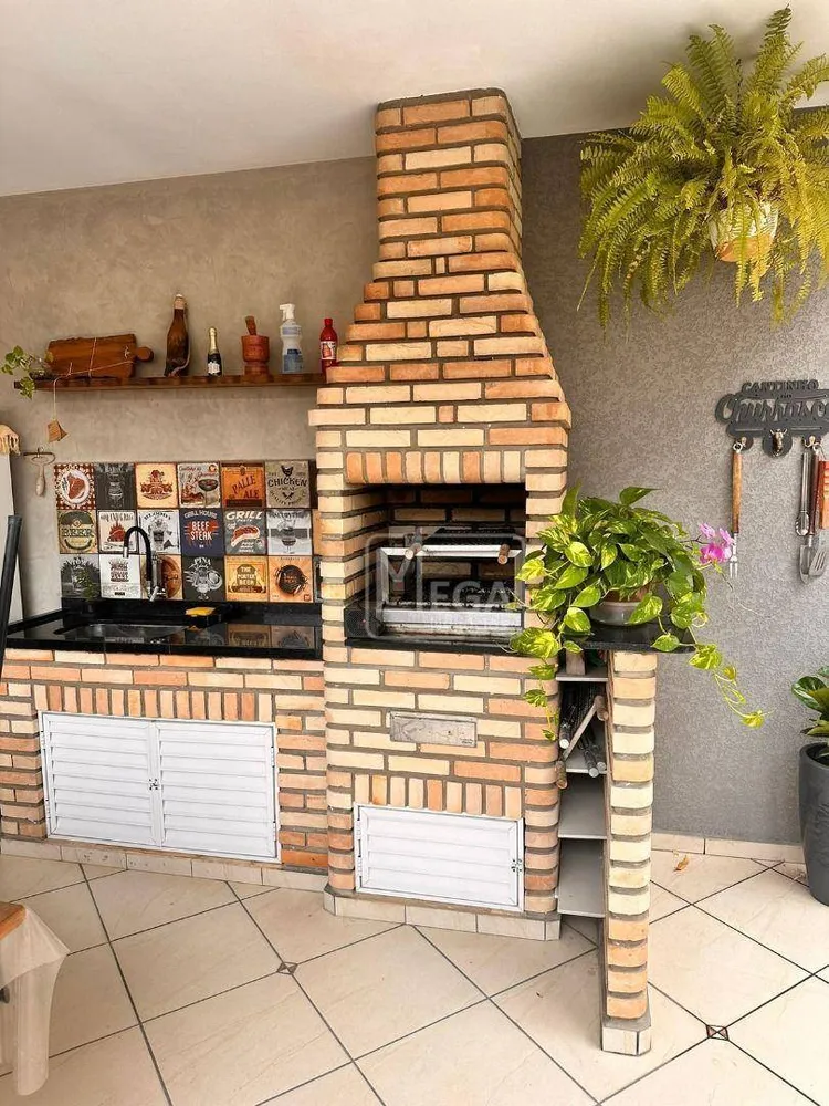 Casa, 3 quartos, 200 m² - Foto 2