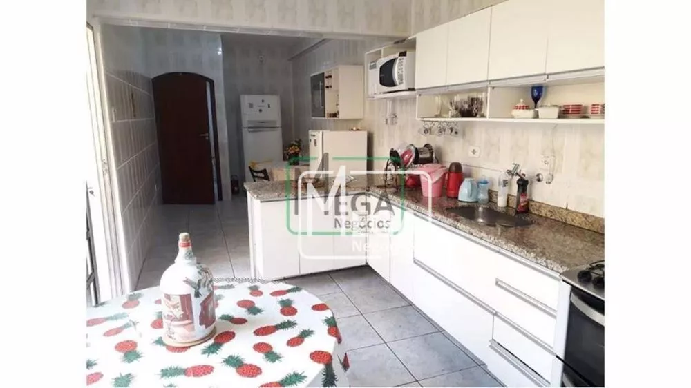 Casa à venda com 3 quartos, 126m² - Foto 4