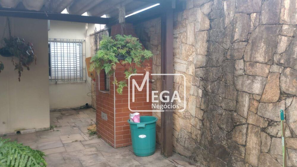 Casa, 3 quartos, 240 m² - Foto 4