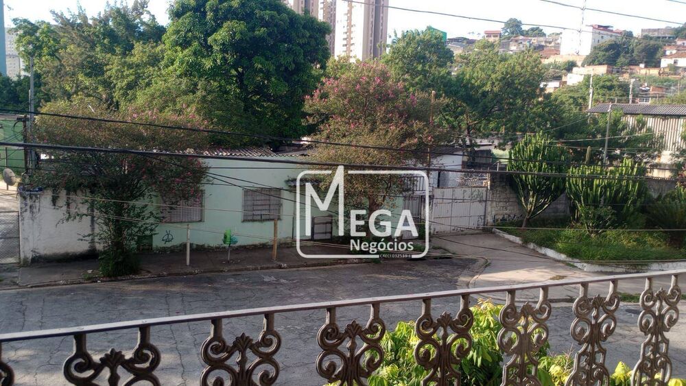 Casa, 3 quartos, 240 m² - Foto 1