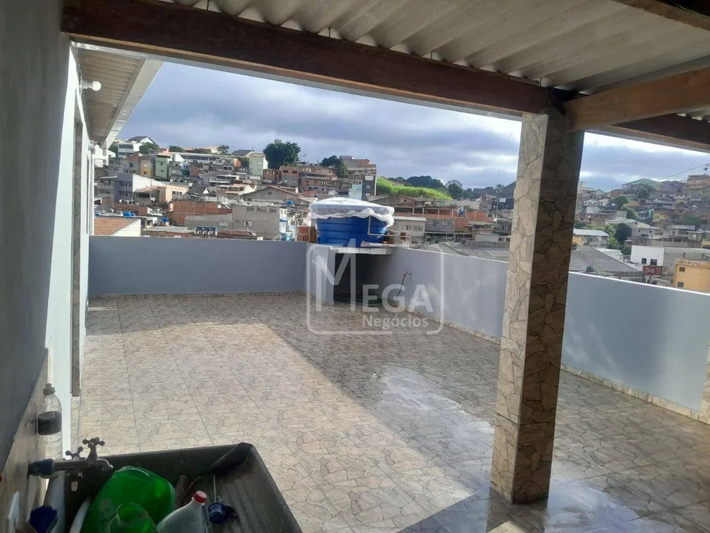 Casa, 4 quartos, 137 m² - Foto 2
