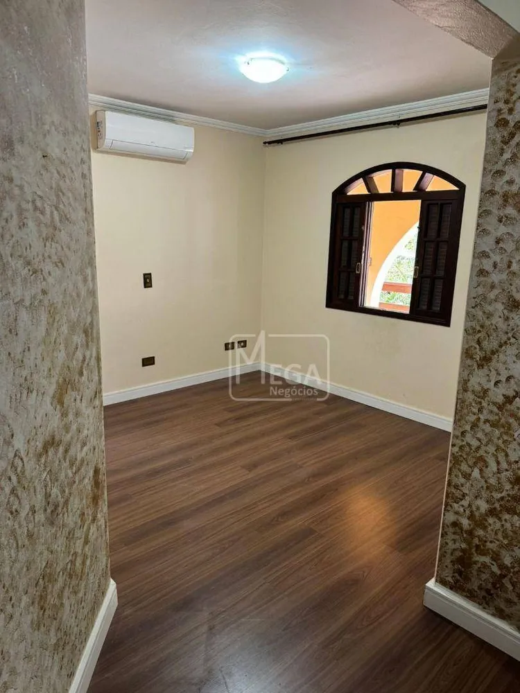 Chácara, 4 quartos, 1000 m² - Foto 8