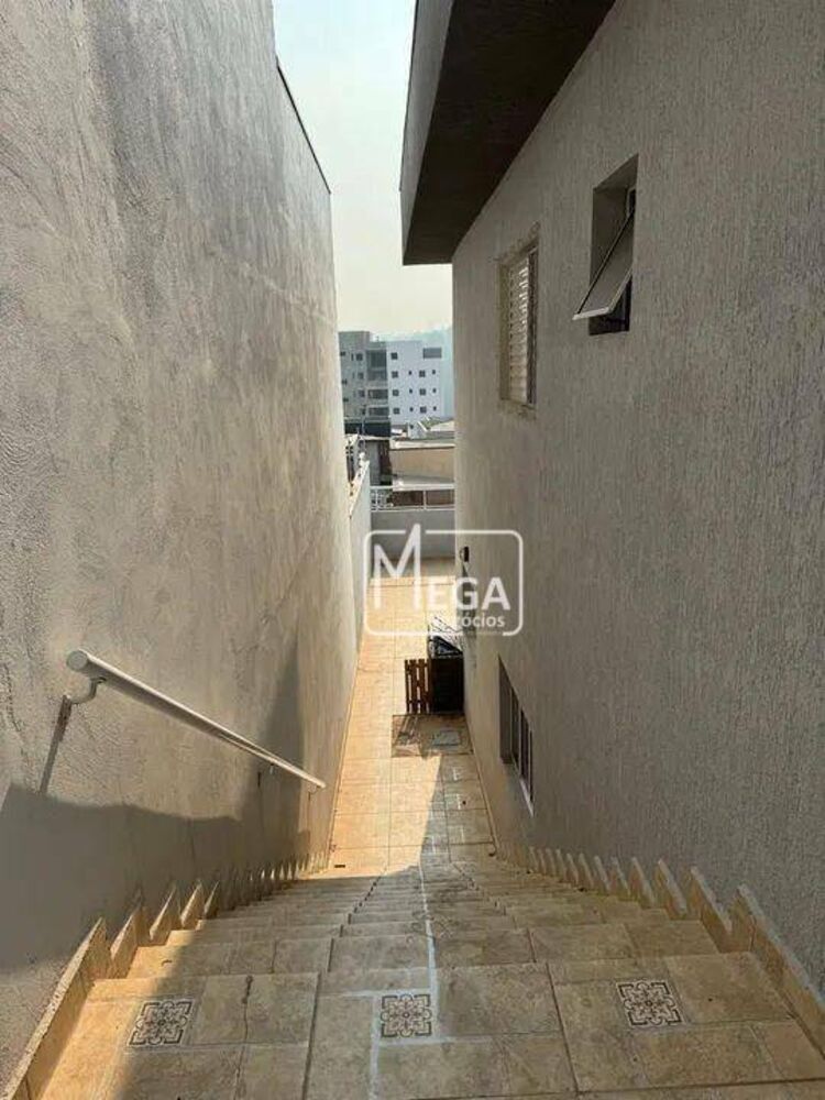Casa à venda com 3 quartos, 150m² - Foto 3