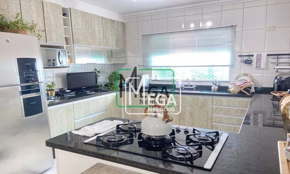 Casa, 3 quartos, 240 m² - Foto 30