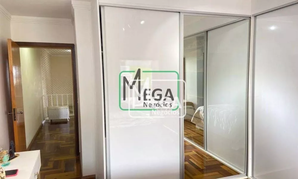 Casa, 3 quartos, 240 m² - Foto 23