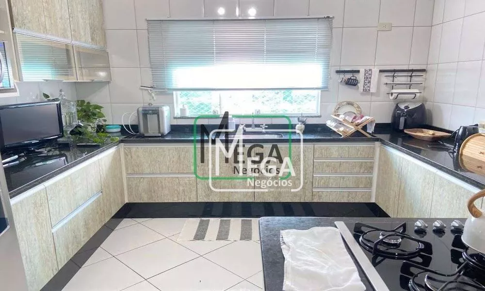 Casa, 3 quartos, 240 m² - Foto 5